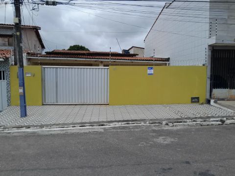 Casa a venda  - Centro - Parnamirim