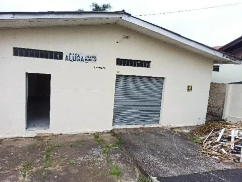 BARRACÃO EM PIRAQUARA