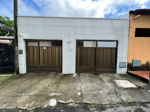 Casa com 3 dormitórios à venda, 115 m² por R$ 420.000,00 - Antônio Bezerra - Fortaleza/CE