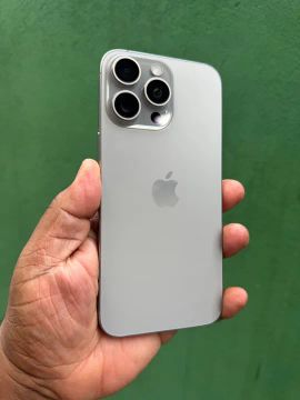 iPhone 15 Pro Max 256gb!