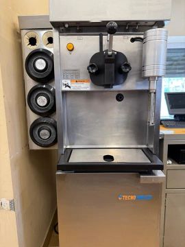 Máquina de Sorvete TecnoFreeze 380V