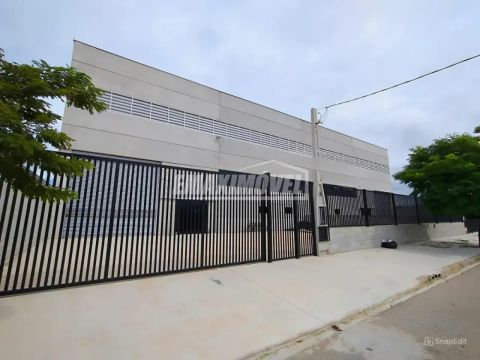 Salão Comercial para Locação com 1000m²