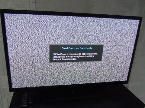 PREÇO PRA SAIR HOJE!!! TV 50 POLEGADAS SAMSUNG TELA PLASMA NOVISSIMA COM BASE E CONTROLE !