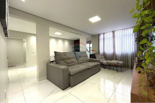 Espetacular apartamento de 4 quartos com Área Privativa