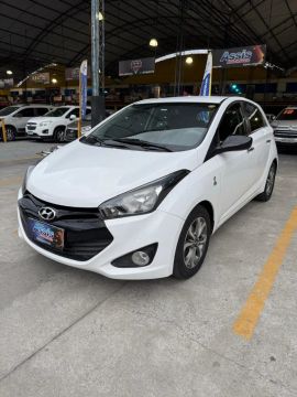 Hb20 hatch 1.0 2015