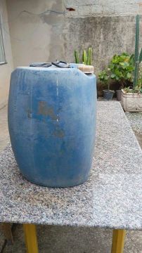 Tambor de plástico azul 50 litros