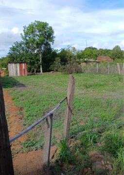 Vendo ou troco terreno por carro na vila São Francisco (região do Bonfim)