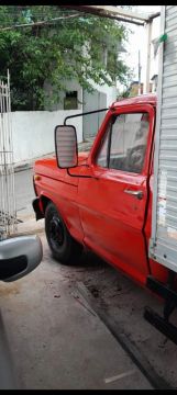 Caminhao F4000