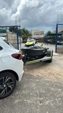 Vendo jetski GTR230 2020 muito bem conservado 