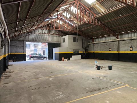 Imóvel para aluguel tem 420 metros quadrados em Vera Cruz - Belo Horizonte - MG