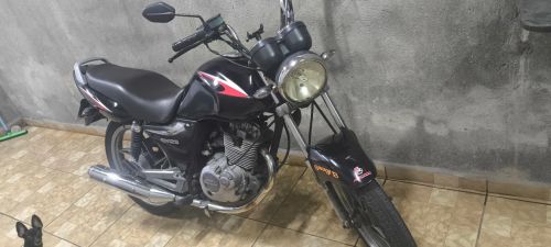 Suzuki yes 2006 