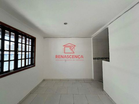 Casa com 1 Quarto em Campo Grande.