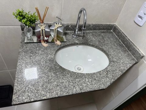 Cuba de banheiro em granito