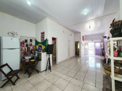 Lote em Rua Piauí - Santa Maria Goretti - Porto Alegre/RS