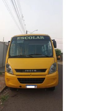 vende se micro 22 lugares 2014