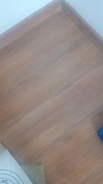 Piso Laminado dura flor. Excelente estado.