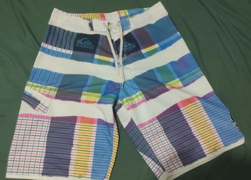 Shorts de Praia Quiksilver original tamanho 46