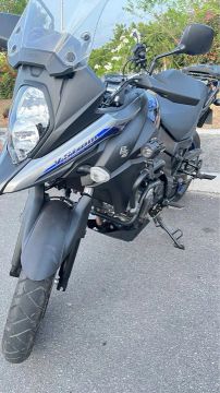 Suzuki V-Strom 650XT Adventure - Impecável