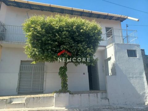 Casa em Avenida Dorgival Pinheiro de Sousa - Beira Rio - Imperatriz/MA
