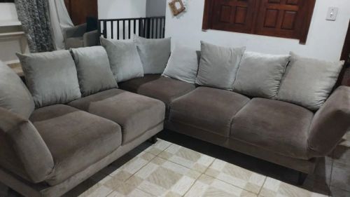 Sofá semi-novo