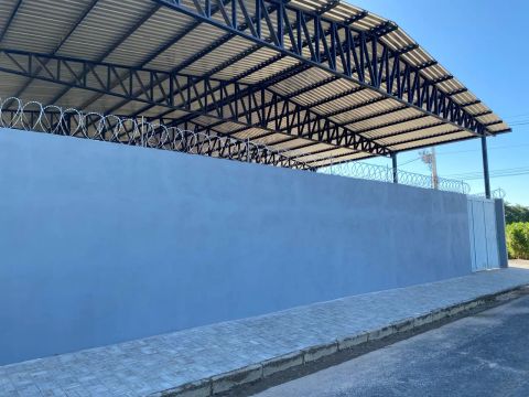 Galpão novo 750 metros cobertos 