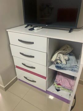 Cômoda feminina 