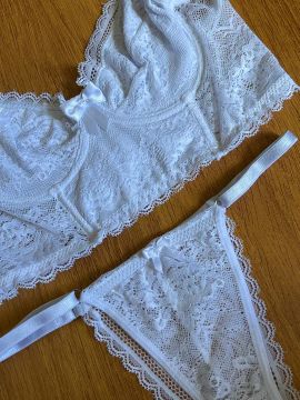 Conjunto de Lingerie em Renda 