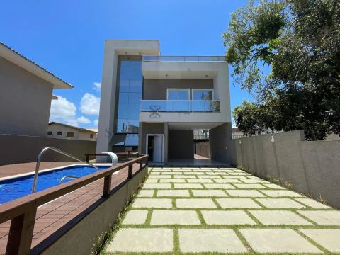 Casa Nova À VENDA com 3 Quartos no Atami Norte, Pontal do Paraná
