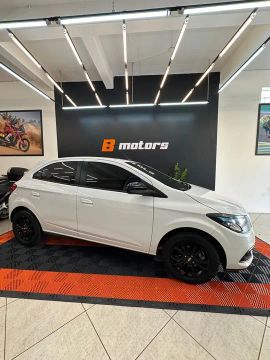 Onix 1.4 LTZ 2014 Branco