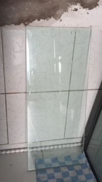 Prateleira de vidro 