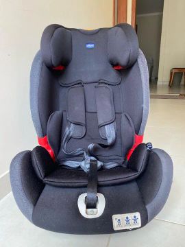 Cadeirinha de Carro Chicco para Bebê - Preta