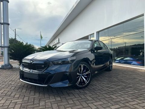 BMW i5 ELÉTRICO XDRIVE60 M SPORT.