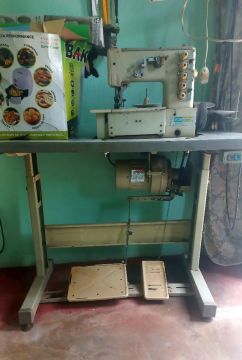 Máquina de Costura Industrial Bracob