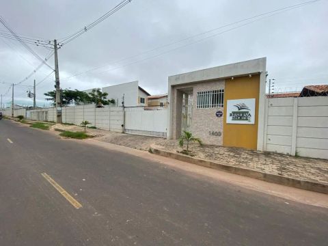 Casa em Condomínio