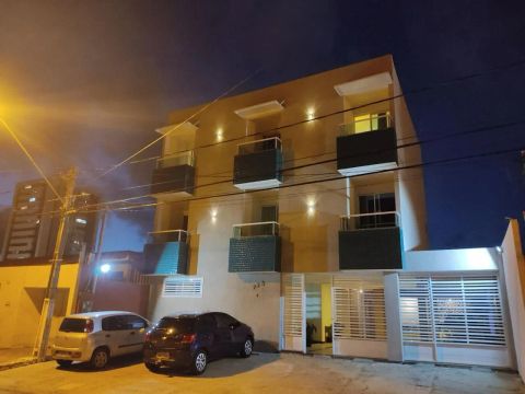 Vendo Residencial na Atalaia, (Atenção Investidor)