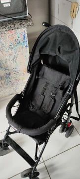 Carrinho de Bebê Dobrável Preto