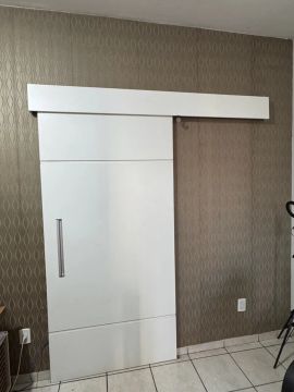 Porta de correr em MDF