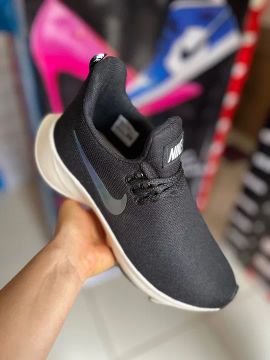 Tênis esportivo Nike Promoção 