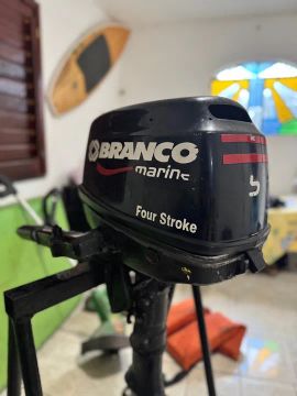 MOTOR DE POPA 4 TEMPOS 5HP BRANCO MARINE