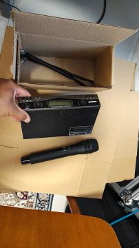 Microfone sem fio profissional Shure KSM8 