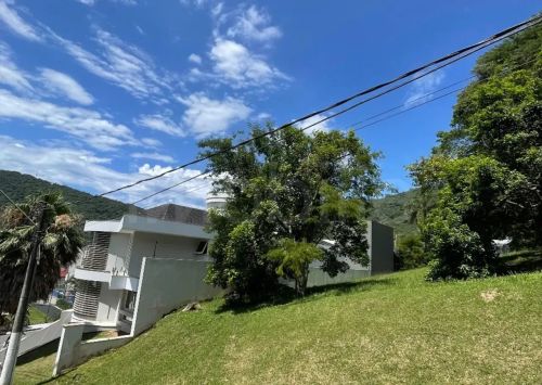 Lote no Condomínio Bella Vista Residence Club em Balneário Camboriú.