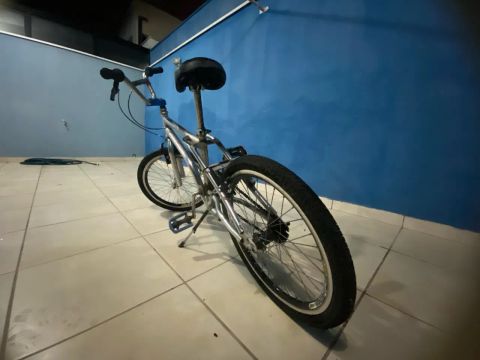 Bicicleta aro 20 estilo JNA 