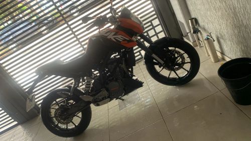 KTM Duke 200 - Impecável!