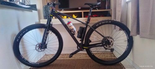 Bicicleta Mountain Bike Aro 29