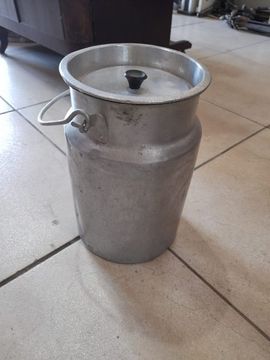 Galão de leite em metal 3lts com tampa
