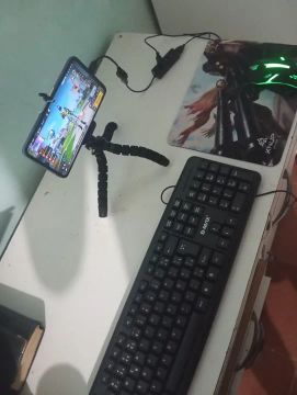 VENDE SE MOBILADOR COMPLETO COM CELULAR SEMI NOVO!!