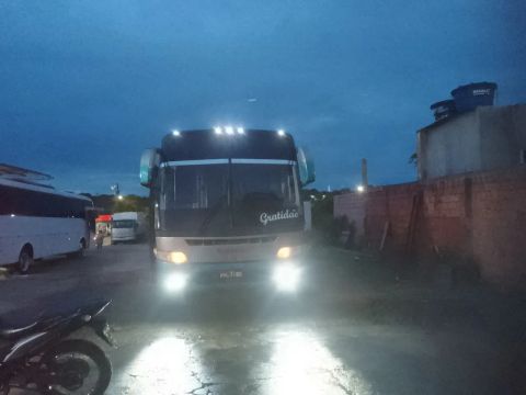 Ônibus vendo buscar valor 105.000