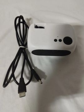 Projetor Portátil - usado 