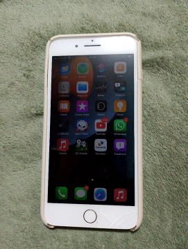iPhone 7 Plus - 128GB - Dourado