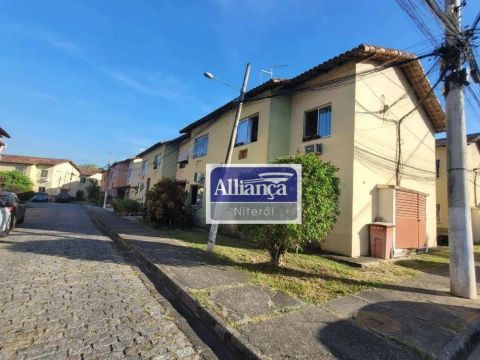 Imperdível! Apartamento com 2 dormitórios, 1 vaga de garagem e área de lazer à venda, 55 m